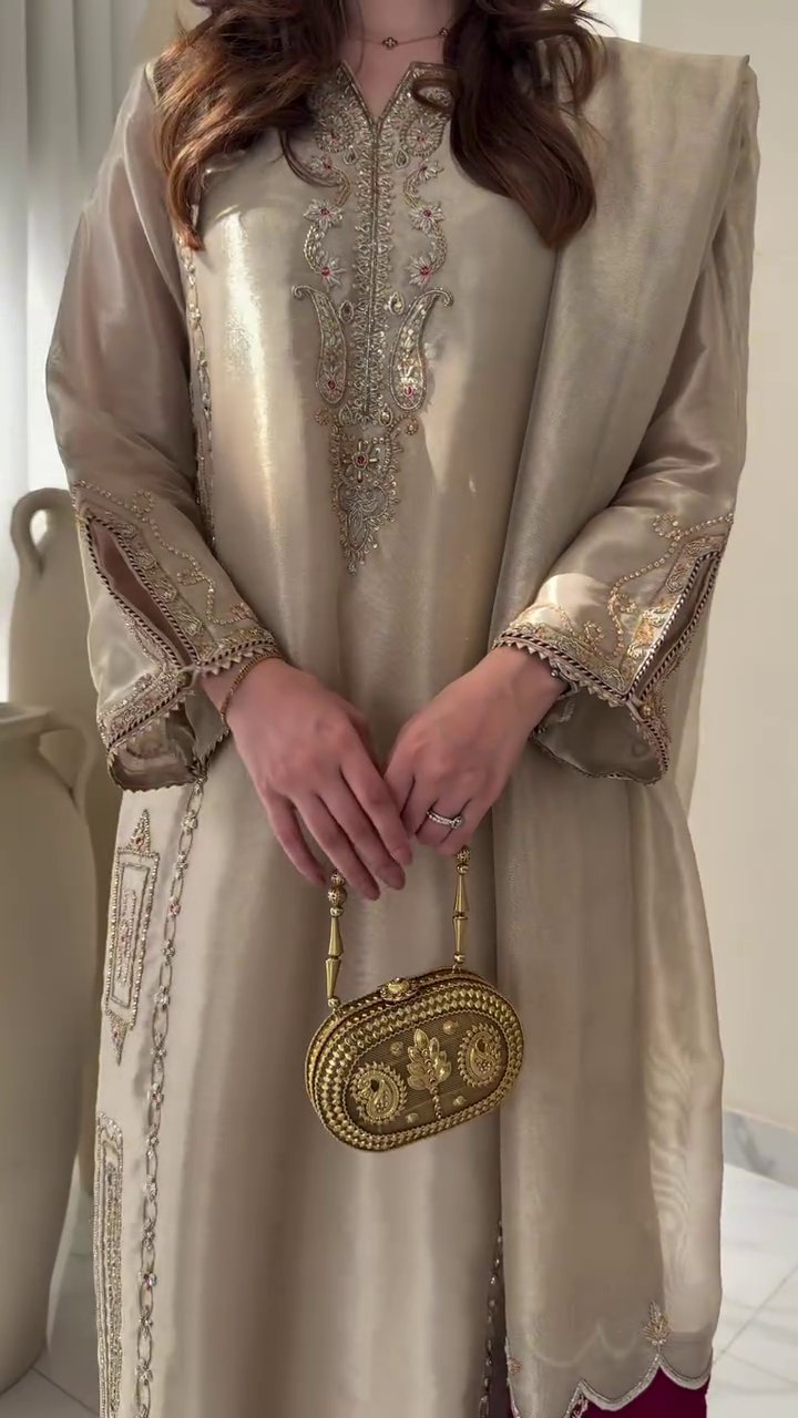 ✨👑 “Royal Zari Embroidered Luxury 3-Piece Set – Elegance Woven in Gold” 👑✨  Available in multiple designs, colours & sizes from XXS to XXL