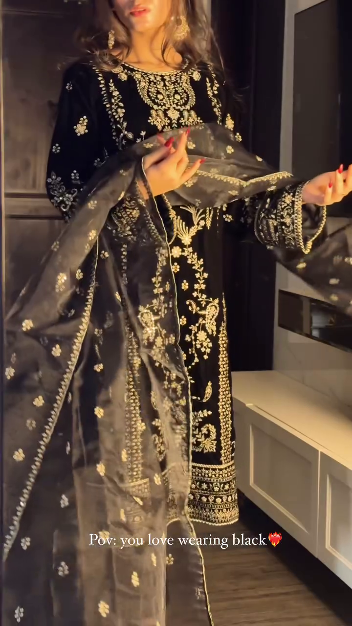 🖤✨ “Royal Noir Hand-Embroidered Luxury 3-Piece Set – Black Elegance Redefined” ✨🖤