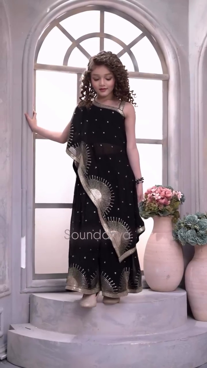 ✨🌙 “Little Diva Black Indo-Western Sharara Set – Royal Festive Elegance for Kids”