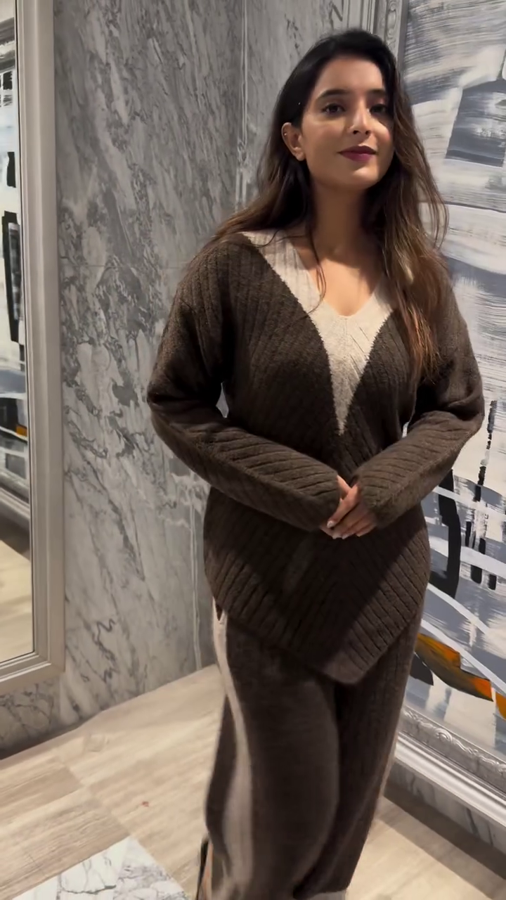 🍂✨ “Cozy Chic Winter Knit Co-Ord Set – Premium Softwear for Effortless Elegance” ✨🍂