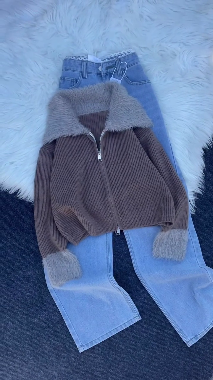 ❄️✨ “Fluffy Frost Luxe Zipper Jacket Set” – Premium Winter Fur Collar Knit (XXS–XXL) ✨❄️