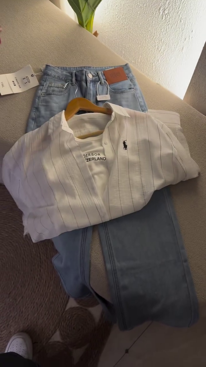 🤍✨ “Classic White Striped Button-Down Shirt Set – Timeless, Chic & Everyday Perfect (XXS–XXL)” ✨🤍