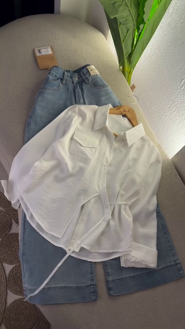 🤍✨ “Chic Wrap-Tie White Shirt & Denim Set – Minimal, Classy & Ultra-Stylish (XXS–XXL)” ✨🤍