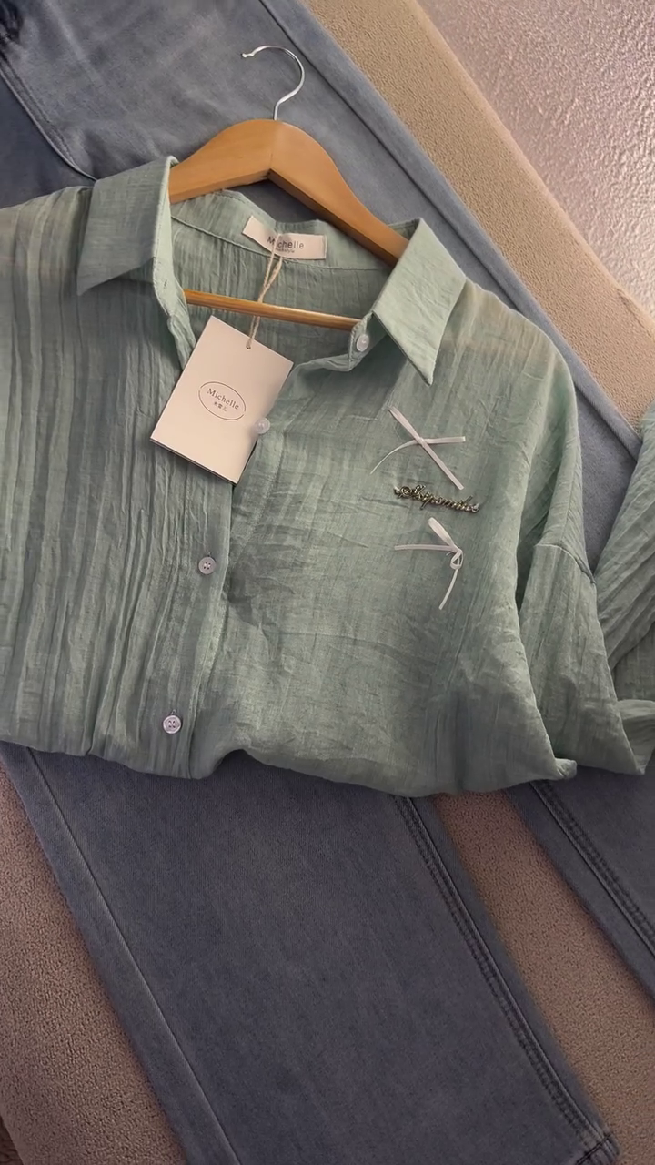 🌿💙 “Mint Breeze Textured Shirt & Classic Denim Set – Soft, Airy & Timelessly Stylish (XXS–XXL)” 💙🌿