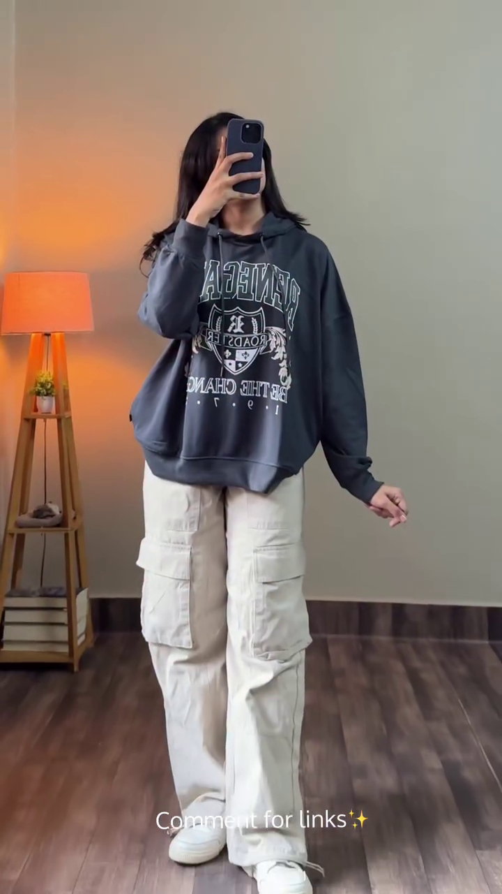 🖤🔥 “StreetCamp Oversized Graphic Hoodie & Cargo Pant Combo – Ultimate Casual Chic (XXS–XXL)” 🔥🖤