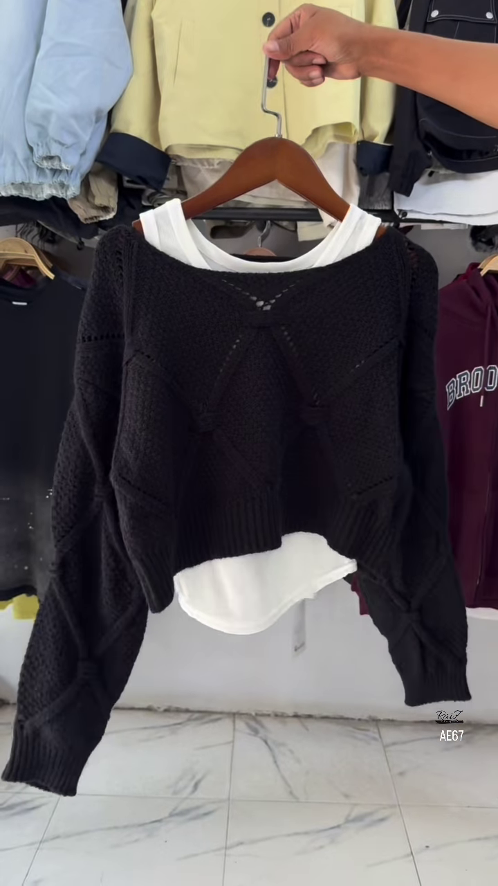 Chic Layered Knit Crop Sweater – Cozy, Trendy & Effortlessly Stylish 💫