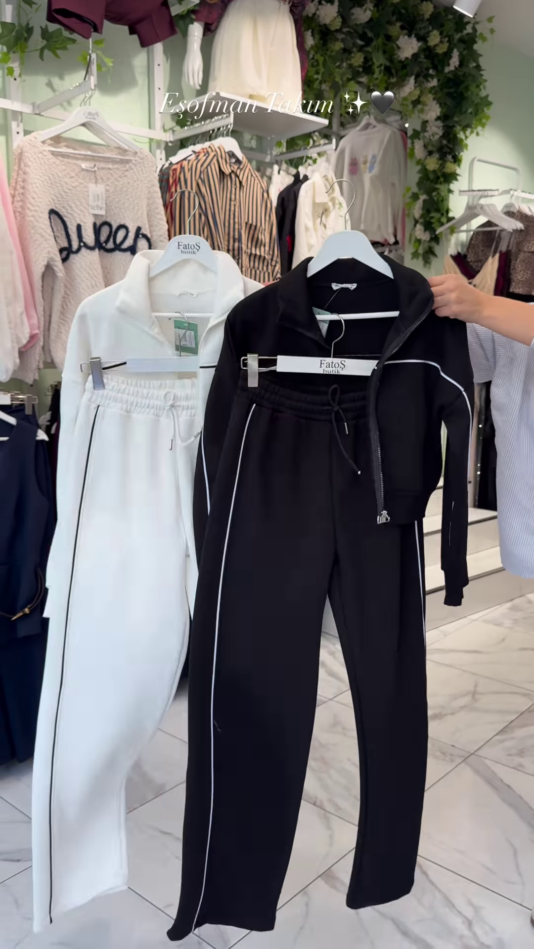 Elegant Oversize Tracksuit Set – Chic Comfort Two-Piece Outfit 🖤🤍