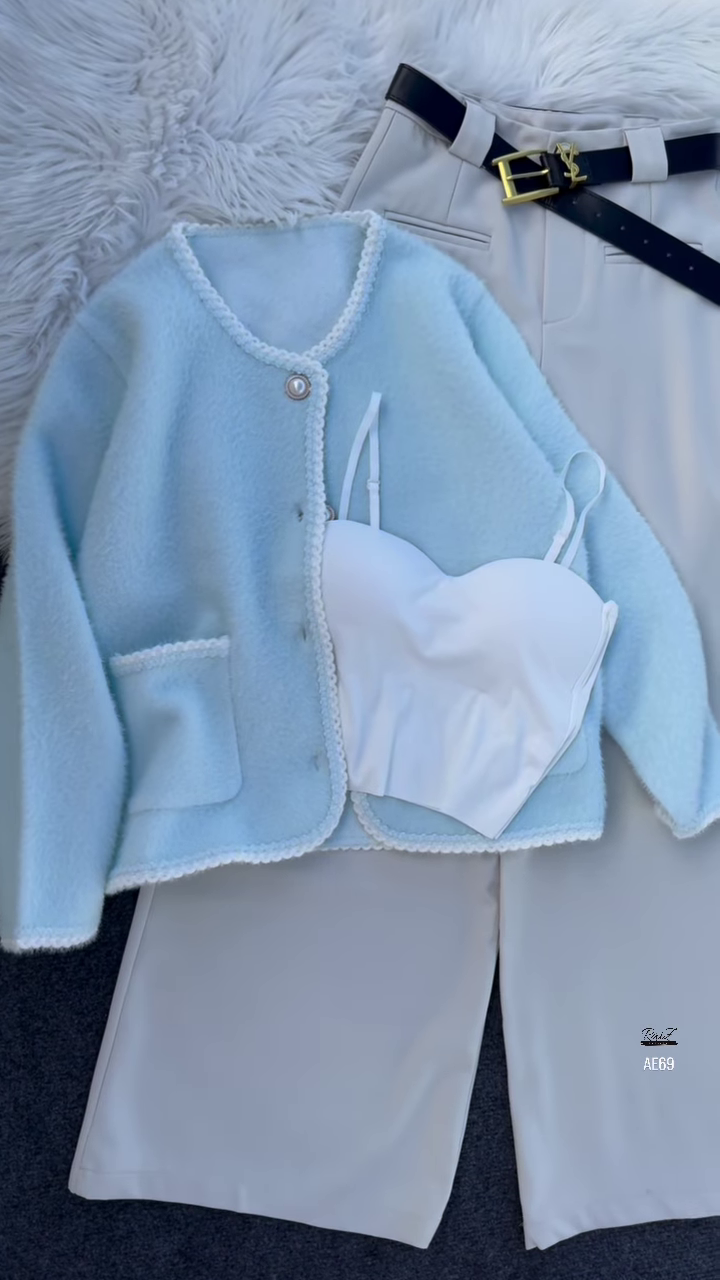 Soft Luxe Buttoned Cardigan – Elegant Pastel Knit with Pearl Details 💛🤍