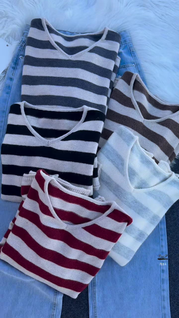 Chic Striped V-Neck Knit Top – Soft Everyday Essential in Trendy Shades 🤍🖤🍷