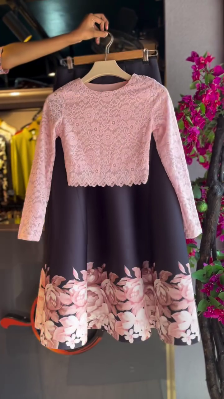 🌸 Blush Romance Lace & Floral Midi Dress – Elegant Bloom Collection 🌸