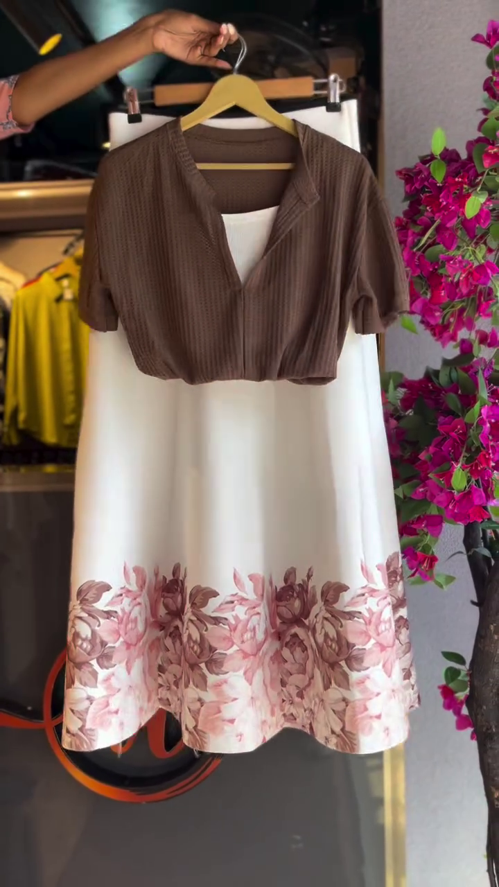 🌺 Mocha Blossom Layered Midi Dress – Effortless Elegance Collection 🌺