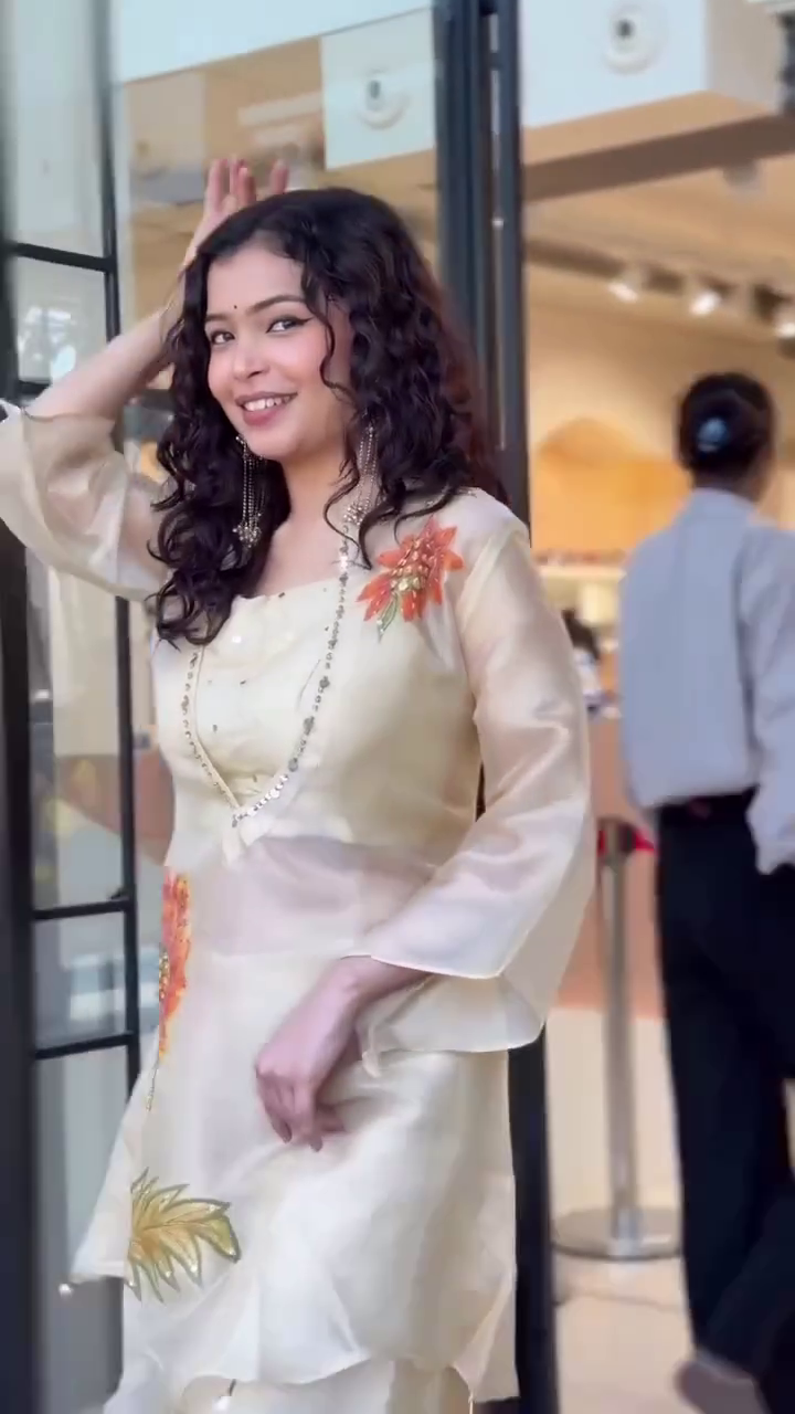 🌼 Ivory Bloom Designer Palazzo Suit – Elegant Floral Festive Set 🌼