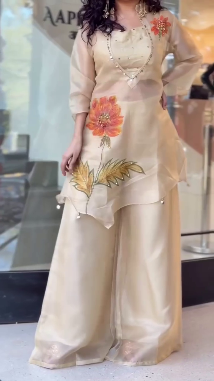 🌼 Ivory Bloom Designer Palazzo Suit – Elegant Floral Festive Set 🌼