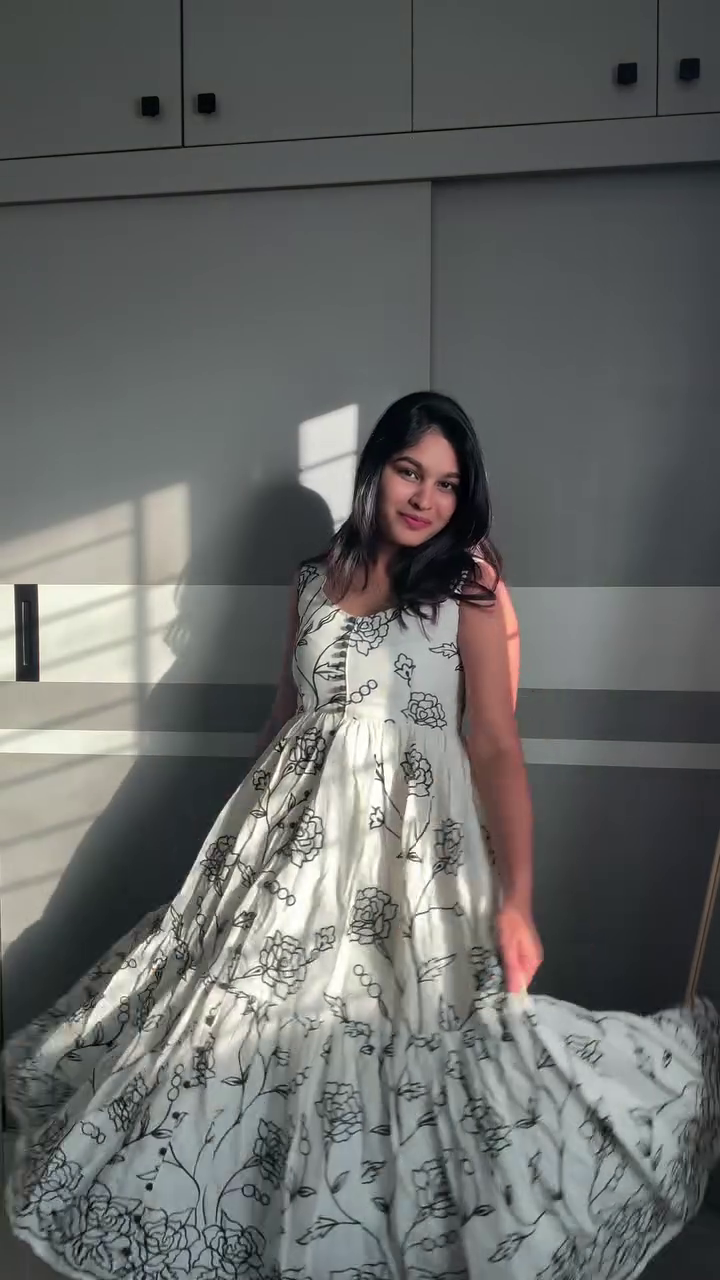 🤍 Midnight Petal Twirl Dress | Elegant Flowy Maxi Collection | XXS–XXL ✨🌸