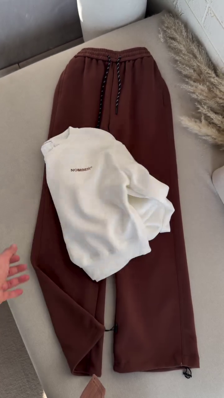 🤎 Elite Comfort Two-Piece Tracksuit Set – Modern Casual Street Style