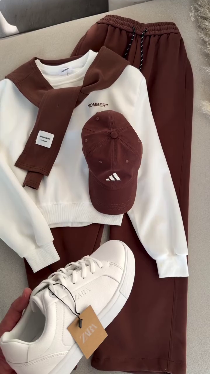 🤎 Elite Comfort Two-Piece Tracksuit Set – Modern Casual Street Style