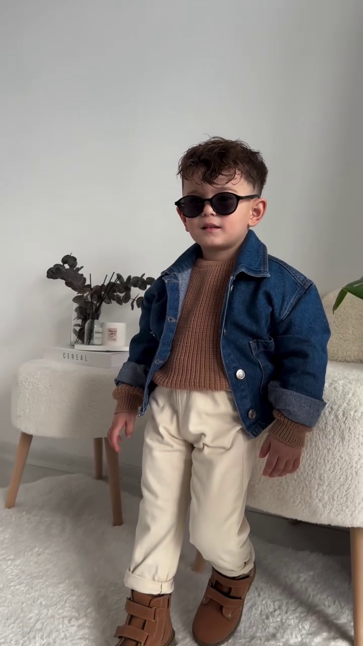 🧶 Little Style Icon Cable Knit Sweater – Cozy Kids Winter Collection