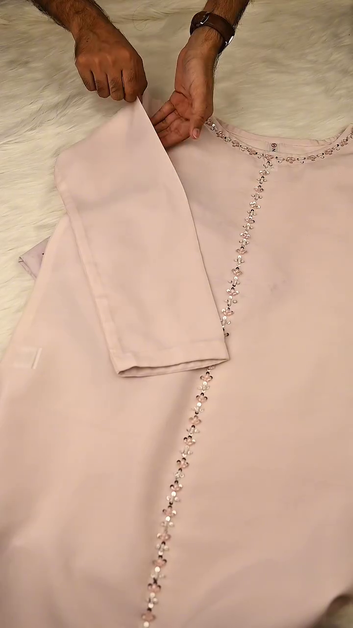 🌸 Blush Pink Embellished Kurta Set – Subtle Glam Elegance 🌸