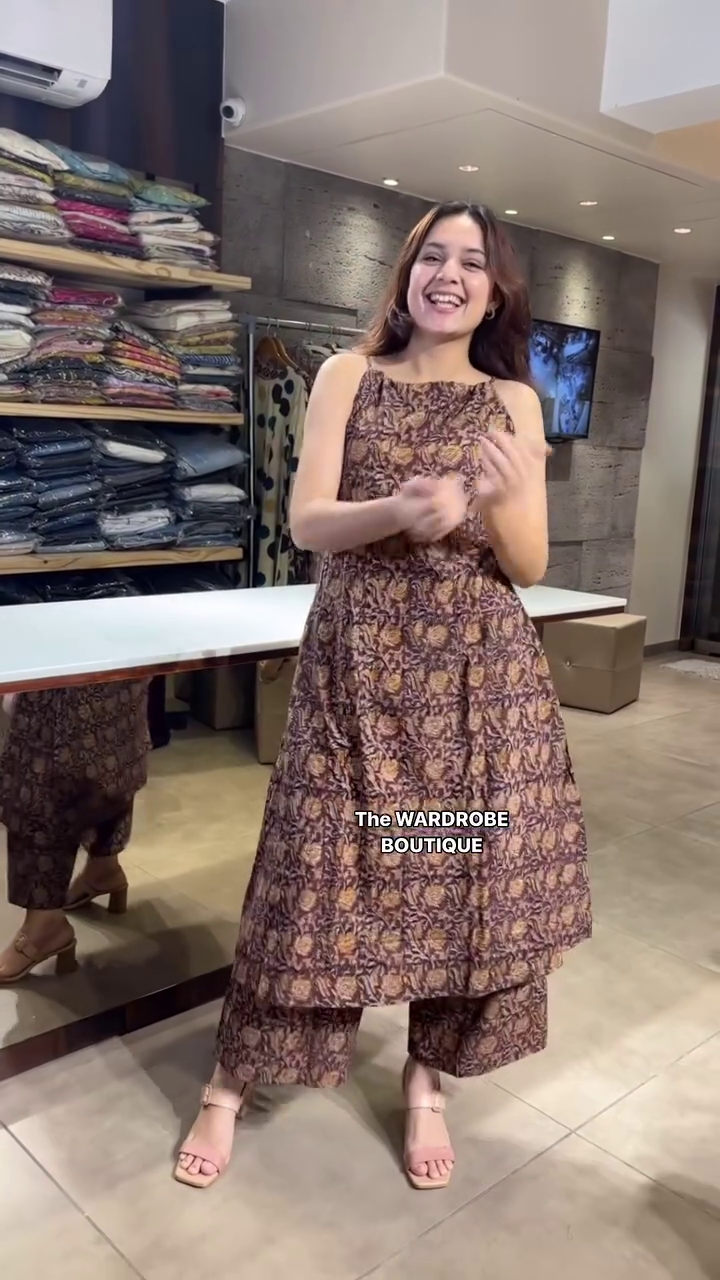 🖤 Midnight Printed Sleeveless Kurta Set – Effortless Everyday Chic 🖤