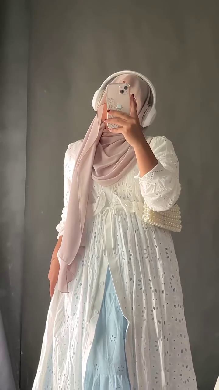 🤍 Ethereal White Embroidered Layered Abaya Set – Graceful Modest Elegance 🤍