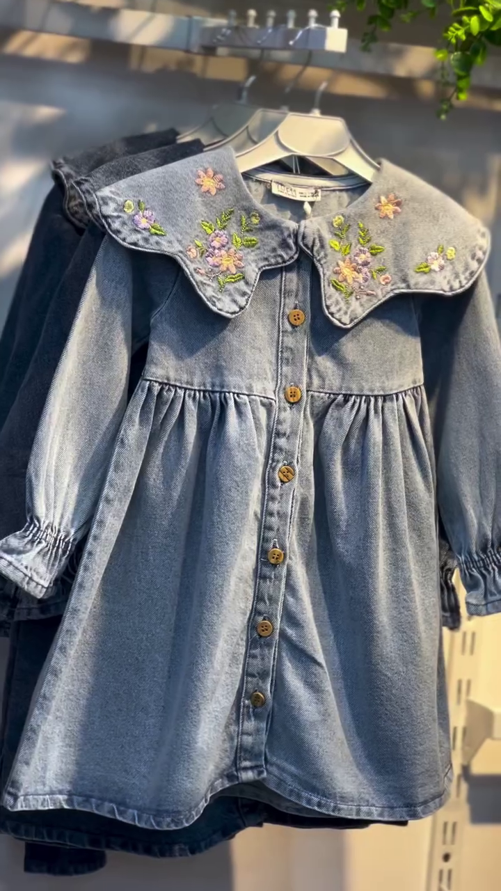 🌼 Vintage Bloom Denim Dress – Embroidered Collar Cute Chic 🌼