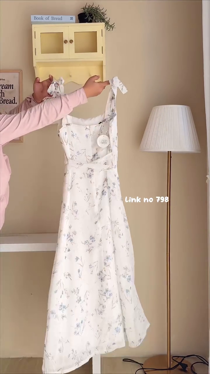 🌼 Soft Bloom Maxi Dress – Vintage Floral Summer Dream 🌼