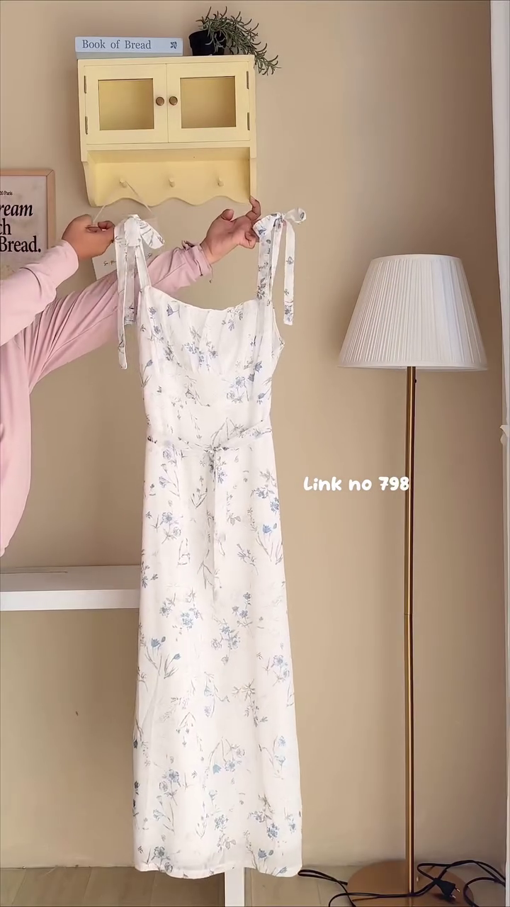 🌼 Soft Bloom Maxi Dress – Vintage Floral Summer Dream 🌼