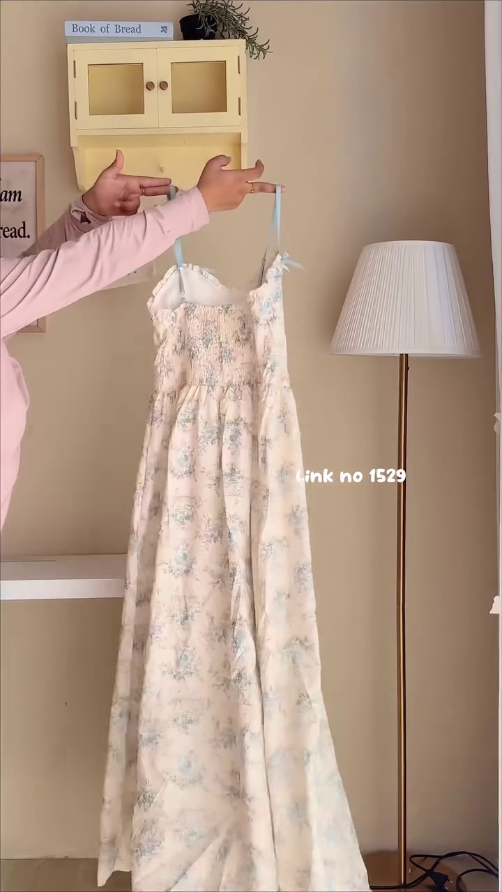 🌼 Soft Bloom Maxi Dress – Vintage Floral Summer Dream 🌼