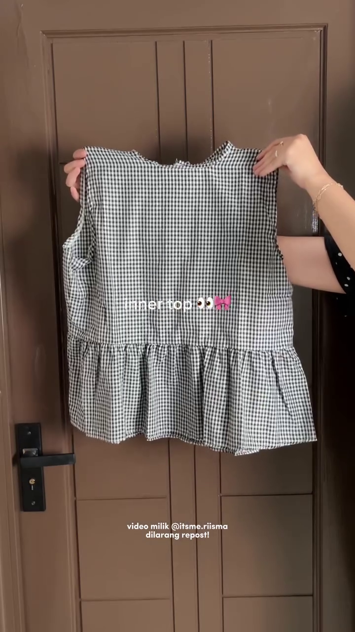 🎀 Sweetheart Gingham Lace Inner Top – Soft Girl Aesthetic Essential 🎀💗