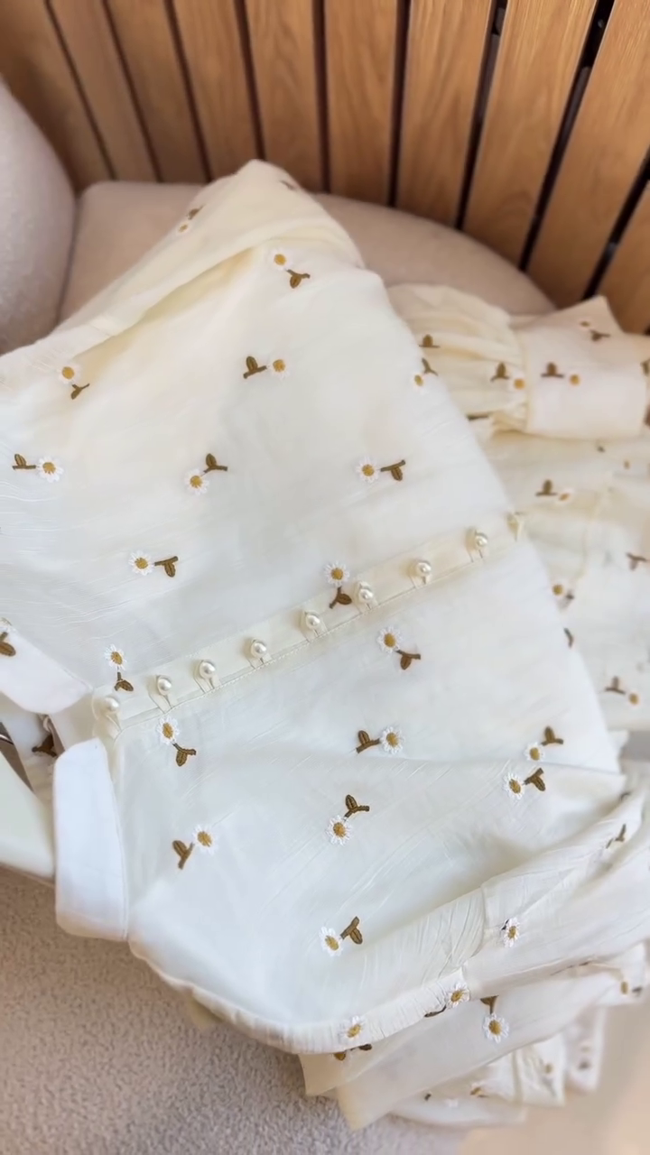 🤍 Daisy Pearl Dream Dress – Soft Elegance in Every Detail 🤍🌼✨