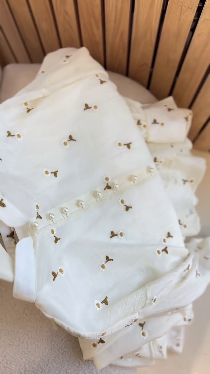 🤍 Daisy Pearl Dream Dress – Soft Elegance in Every Detail 🤍🌼✨