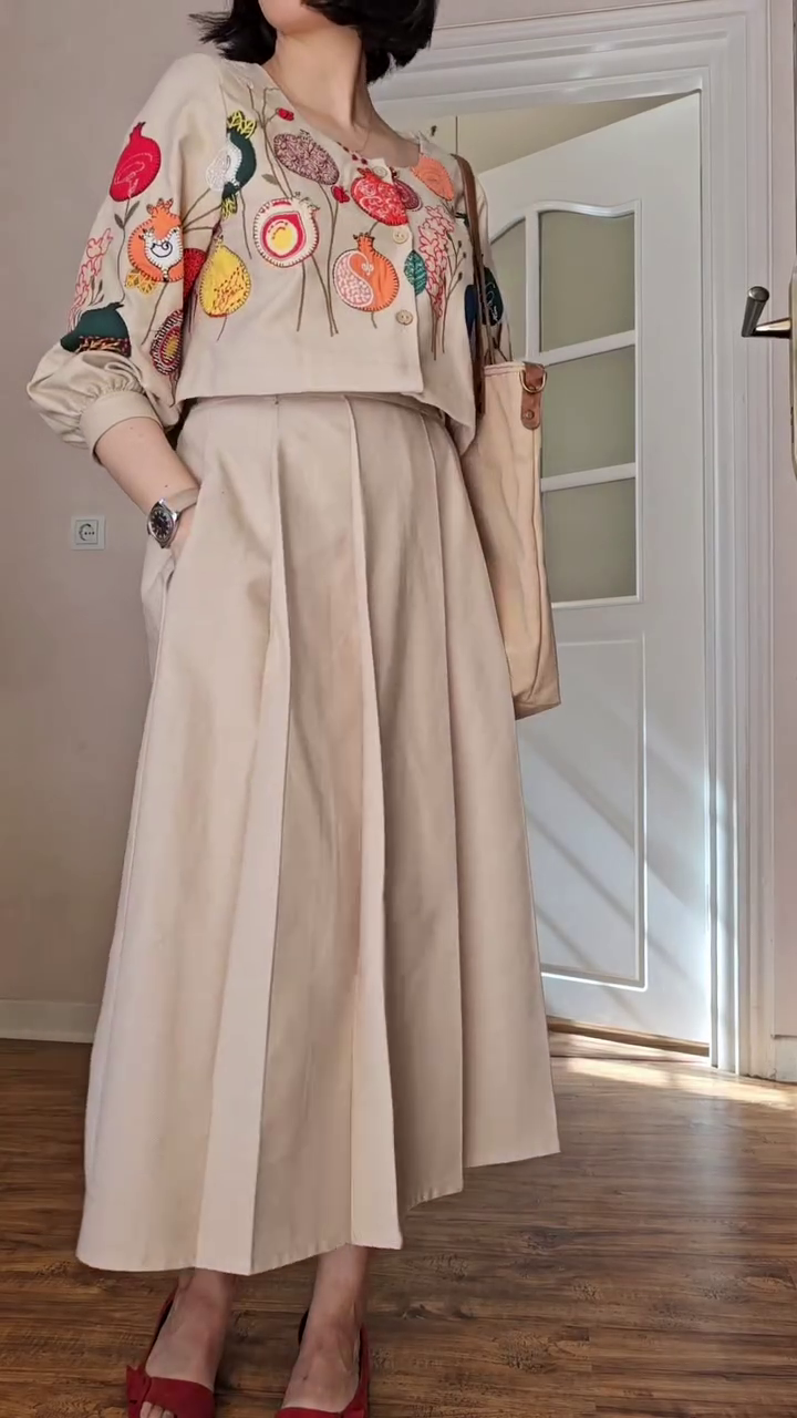 🍂 Artistic Embroidered Midi Dress – Elegant Statement Beige Dress with Handcrafted Details 🎨✨