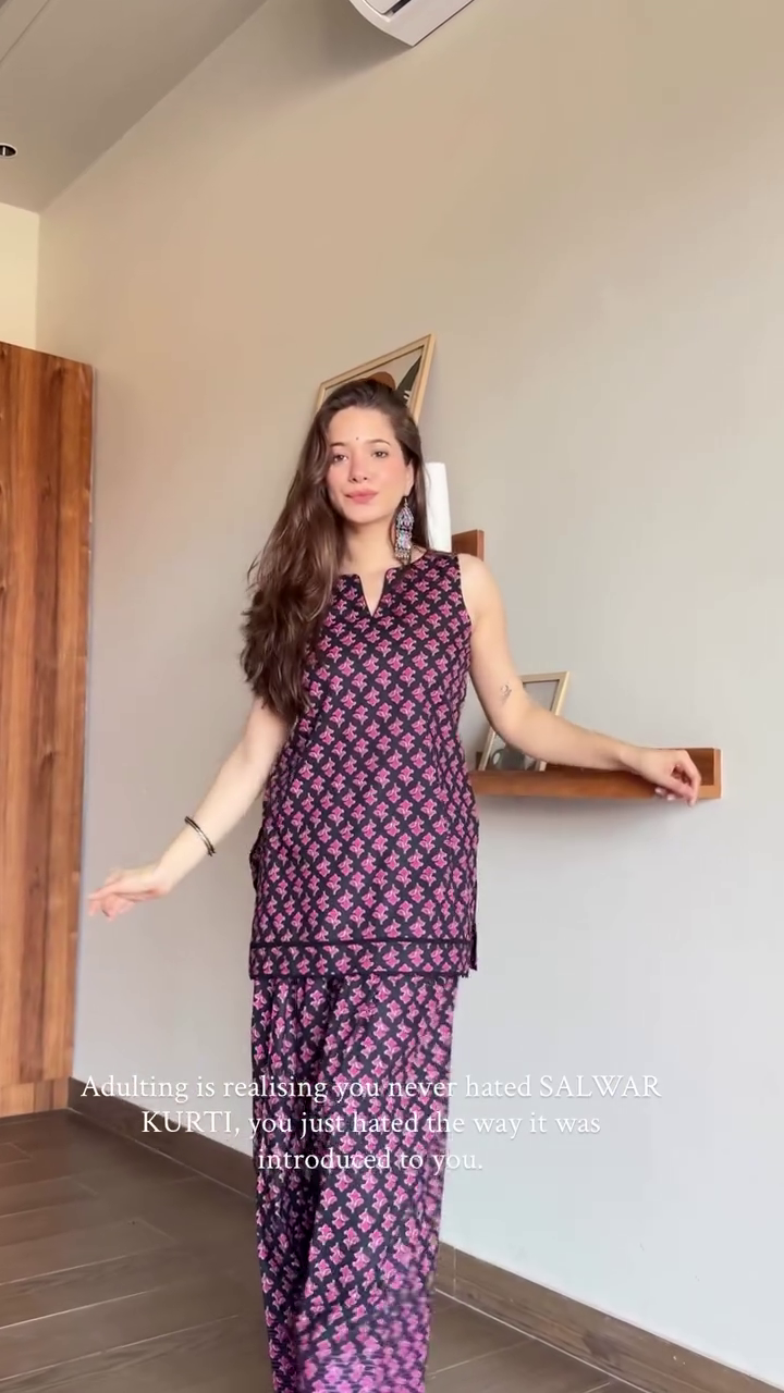 🖤 Midnight Minimal Salwar Co-Ord Set – Modern Chic Kurti & Pants Ensemble ✨