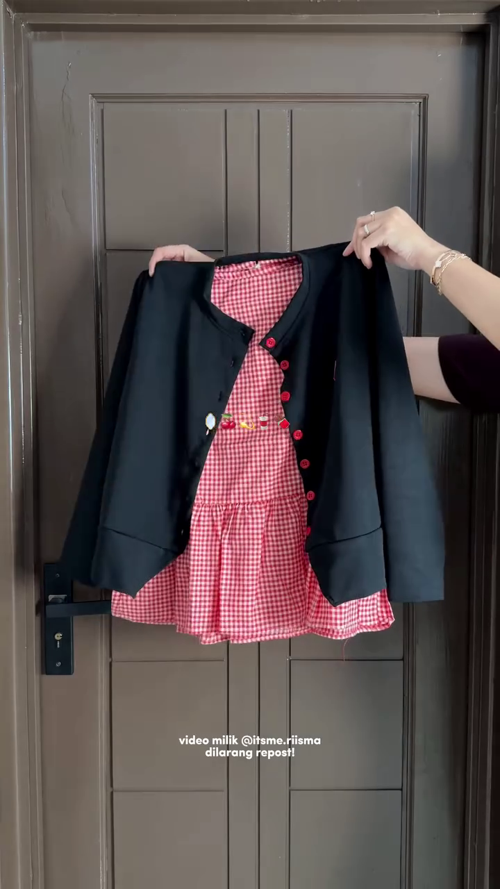 ❤️ Vintage Chic Gingham Dress with Classic Black Jacket Set ✨🖤