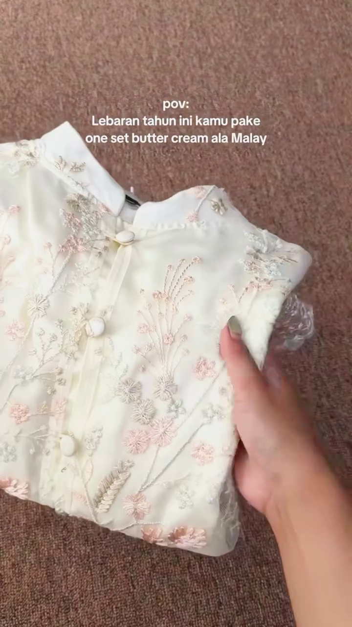 Ivory Blossom Festive Co-Ord Set ✨ | Elegant Embroidered Kurta & Pants Set