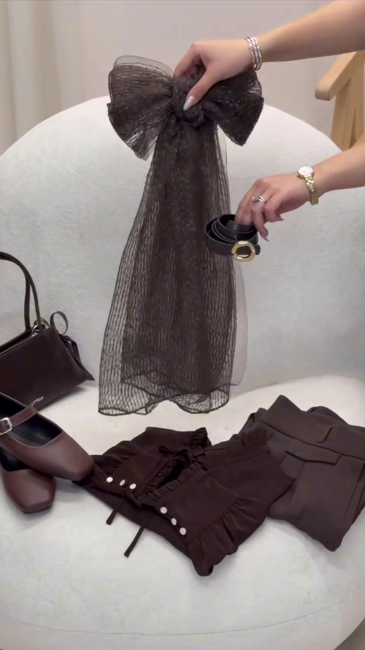 Pearl Frost Elegance Set 🤍✨ | Lace Embroidered Tunic & Wide-Leg Pants Coord