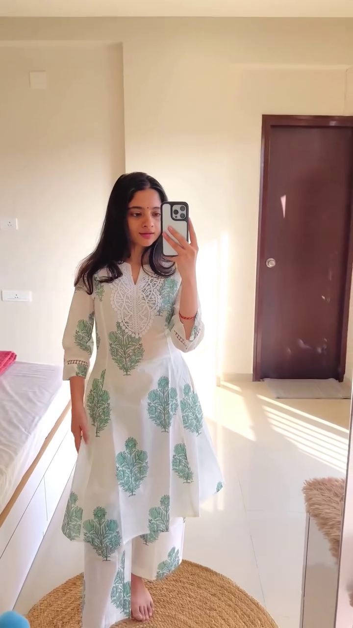 🌸 Rosé Bloom Slip Dress – Soft Elegance & Feminine Charm 🌸