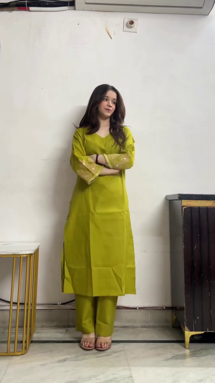 🖤 Midnight Elegance Kurta Set with Printed Dupatta – Timeless Grace & Bold Charm 🖤