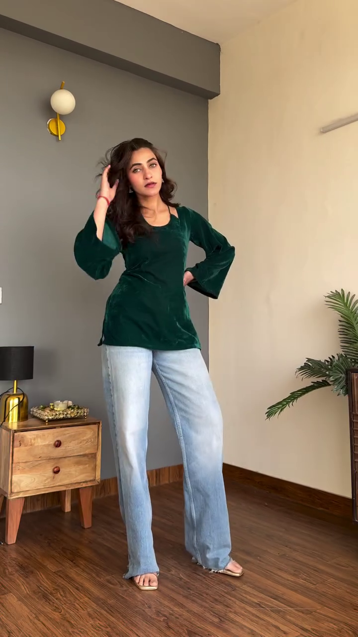 💚 Emerald Ease Velvet Top 💚