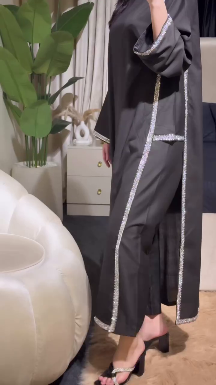 🖤 Midnight Elegance Embellished Maxi Dress – Minimal Glam, Maximum Grace ✨